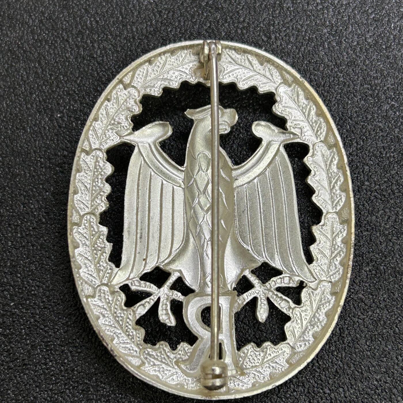 西秦中古拍卖第六十四期 西德 联邦德国银级体能证章