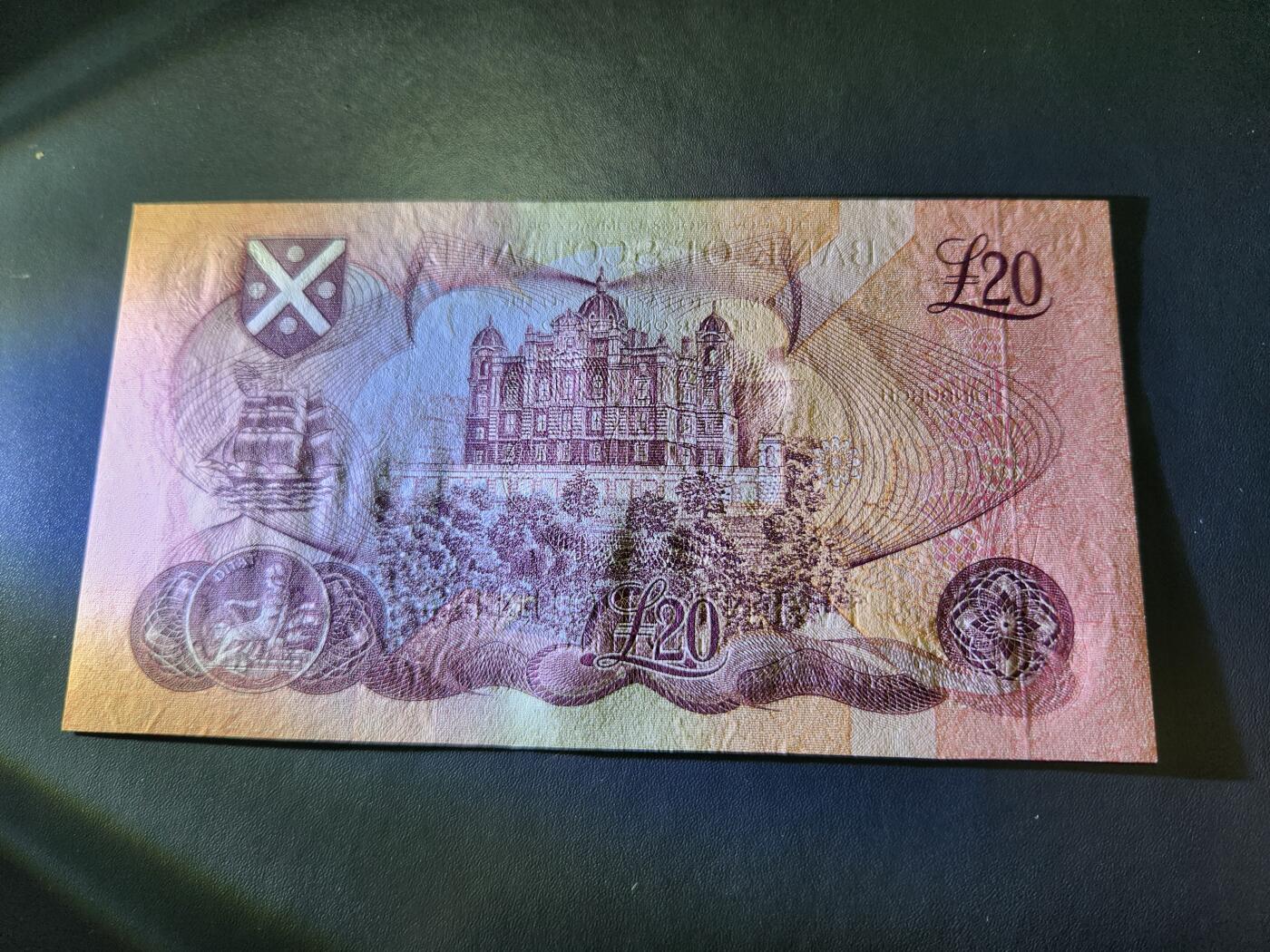 11月5号晚上8点 外国纸币自动截拍第51场 苏格兰1993年10新品轻微黄斑