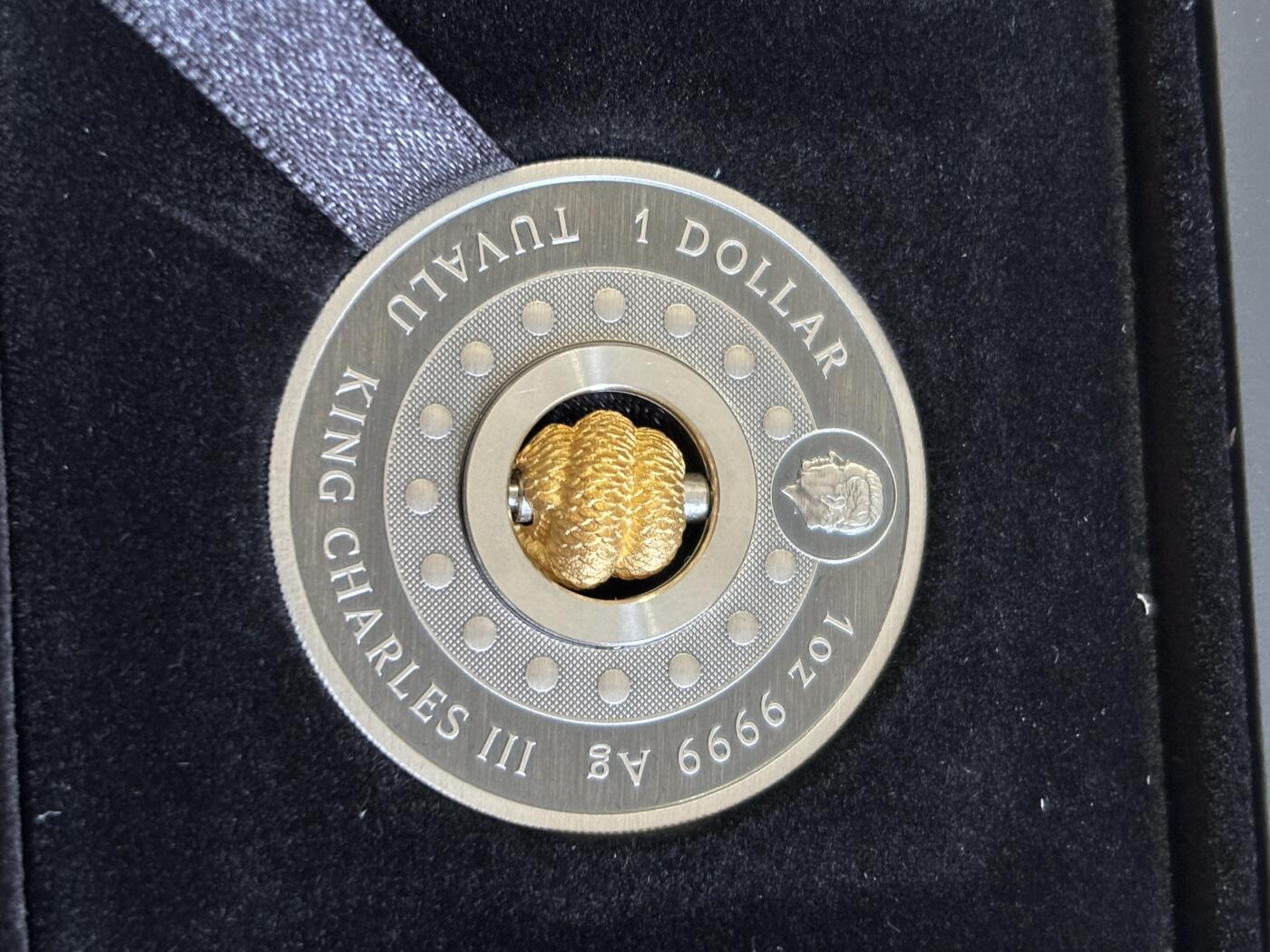 第181期拍卖 图瓦卢2025年中国生肖系列蛇年蛇来运转仿古银币，999银，发行6000枚，