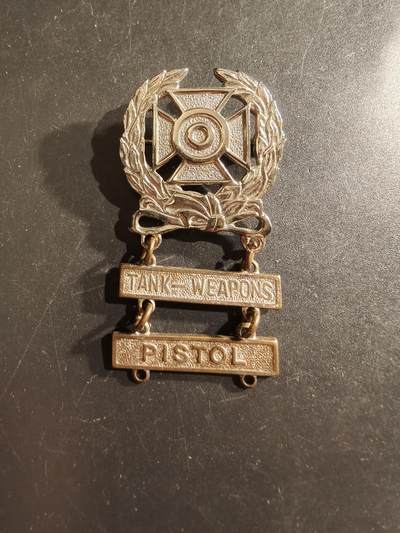 老王徽章第161期 - 美国陆军神射手资格章    二战时期    坦克武器、手枪双勋条      带厂标