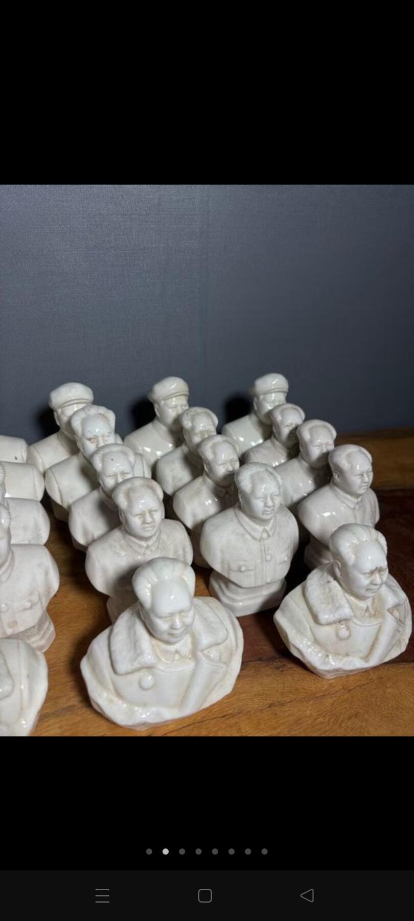 伟人瓷塑像27个，完好无损