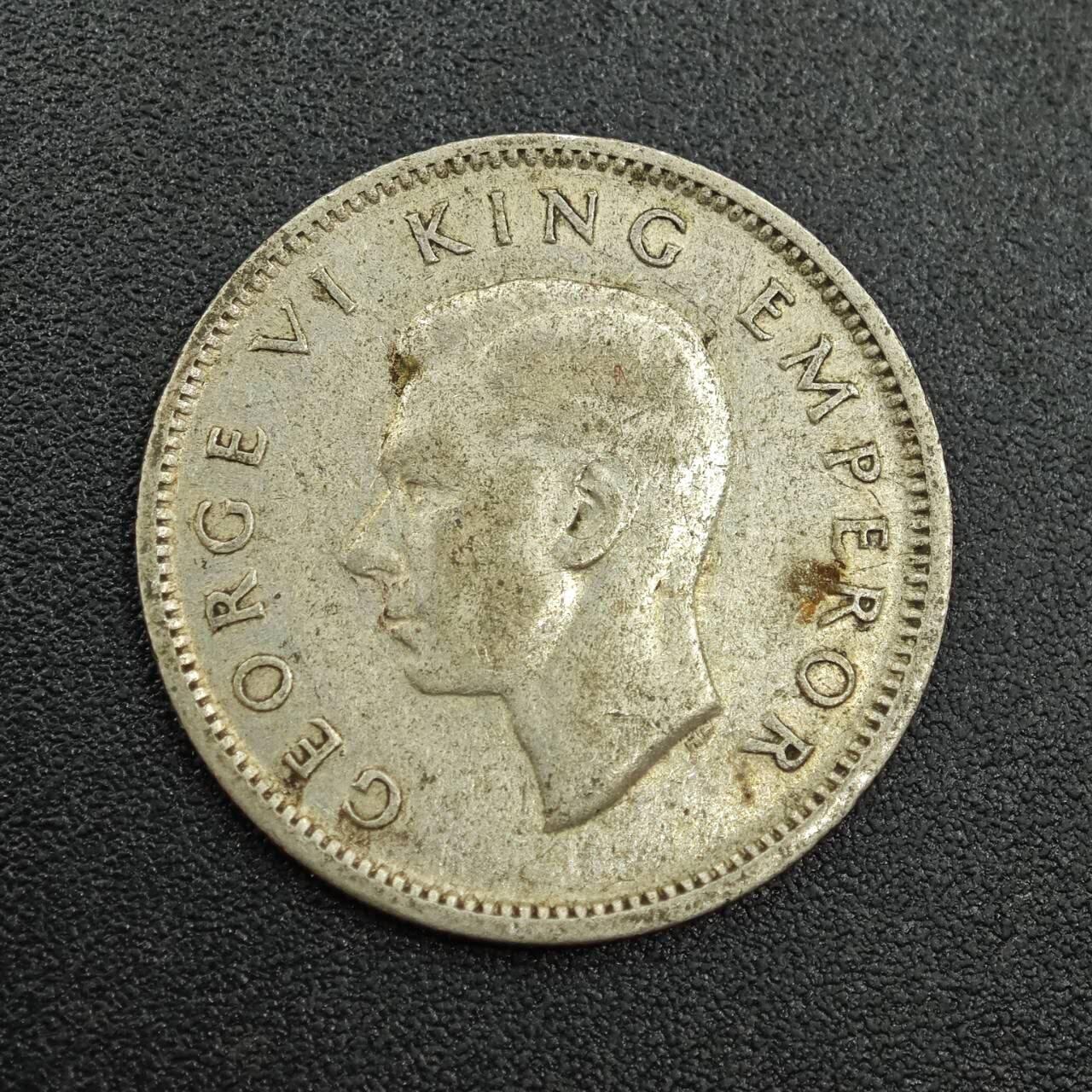 【淘币小摊】实时拍第七百八十八拍   散币小银币场   满百包邮可预留二周 每周一统一发货   新西兰1943年乔治六世6便士银币