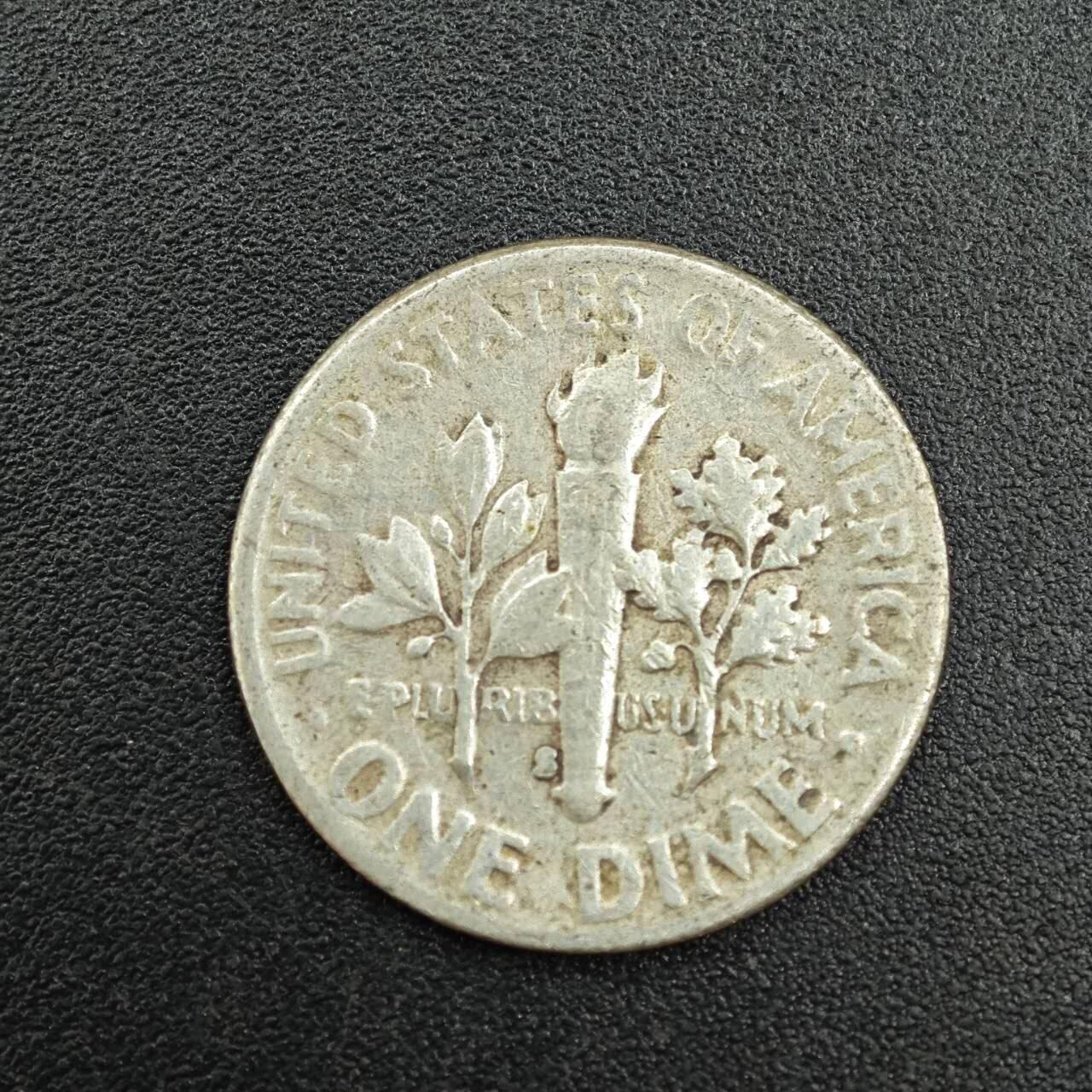 【淘币小摊】实时拍第七百八十八拍   散币小银币场   满百包邮可预留二周 每周一统一发货   美国1953年罗斯福10分银币