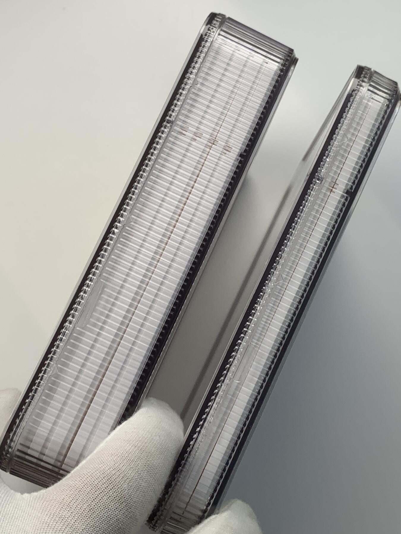 掌中浮雕-藏着的欧洲第040场 NGC MS62 : 1918年一战比属刚果纪念铜章，88mm，超级加厚盒子，连盒共重904.6克 ,（末图与普通加大盒子对比图）