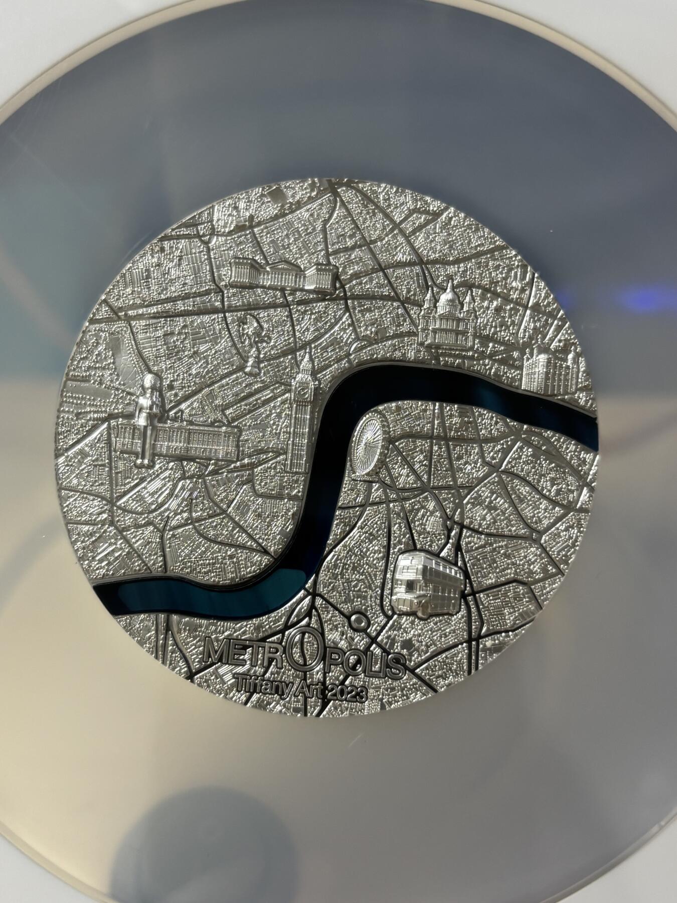 第181期拍卖 帕劳2023年城市蒂凡尼伦敦镶玻璃纪念银币NGC-PF70无原盒证书，999银，发行量999枚