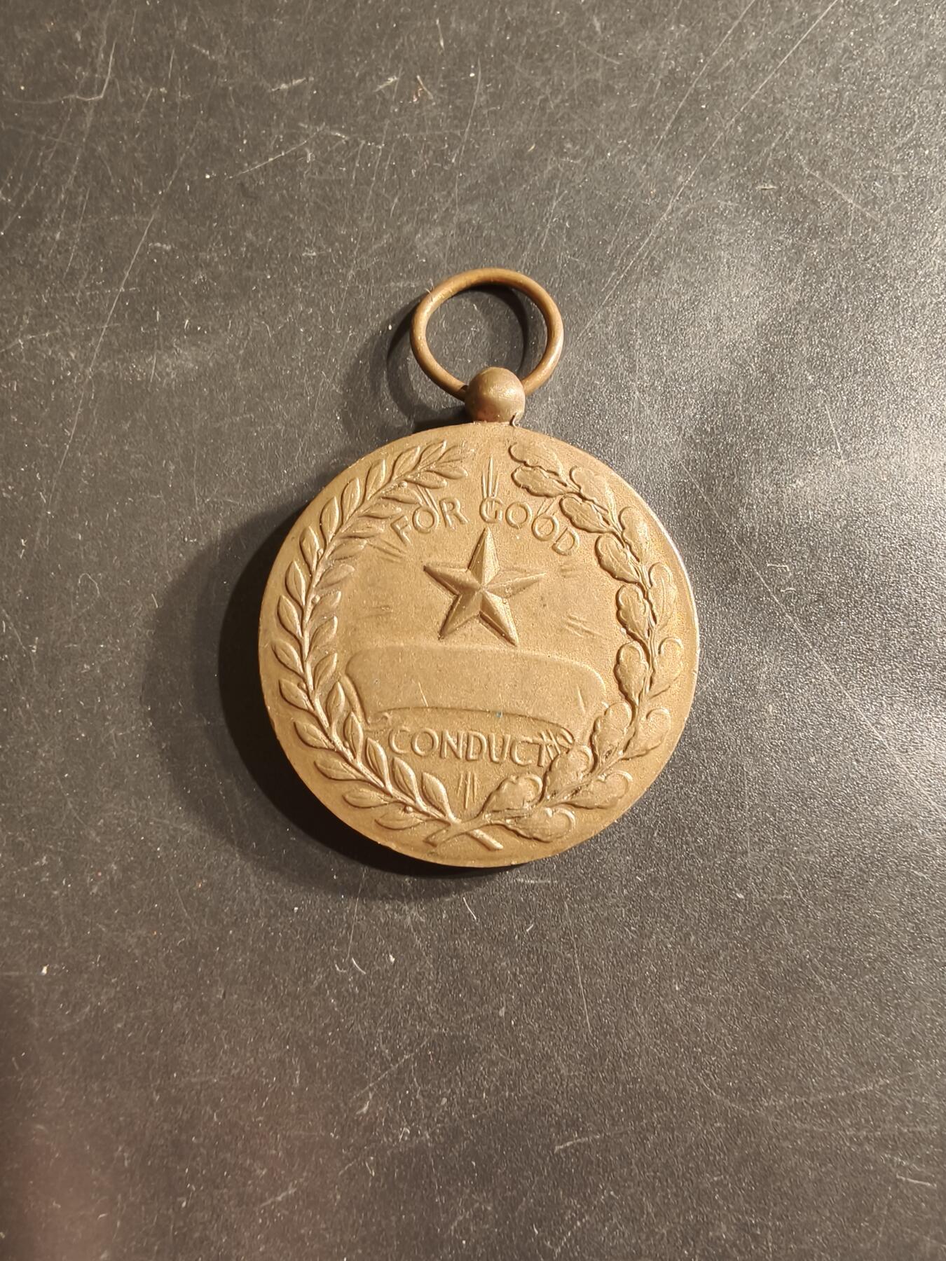 老王徽章第161期 美国陆军品德优良奖章    无绶带