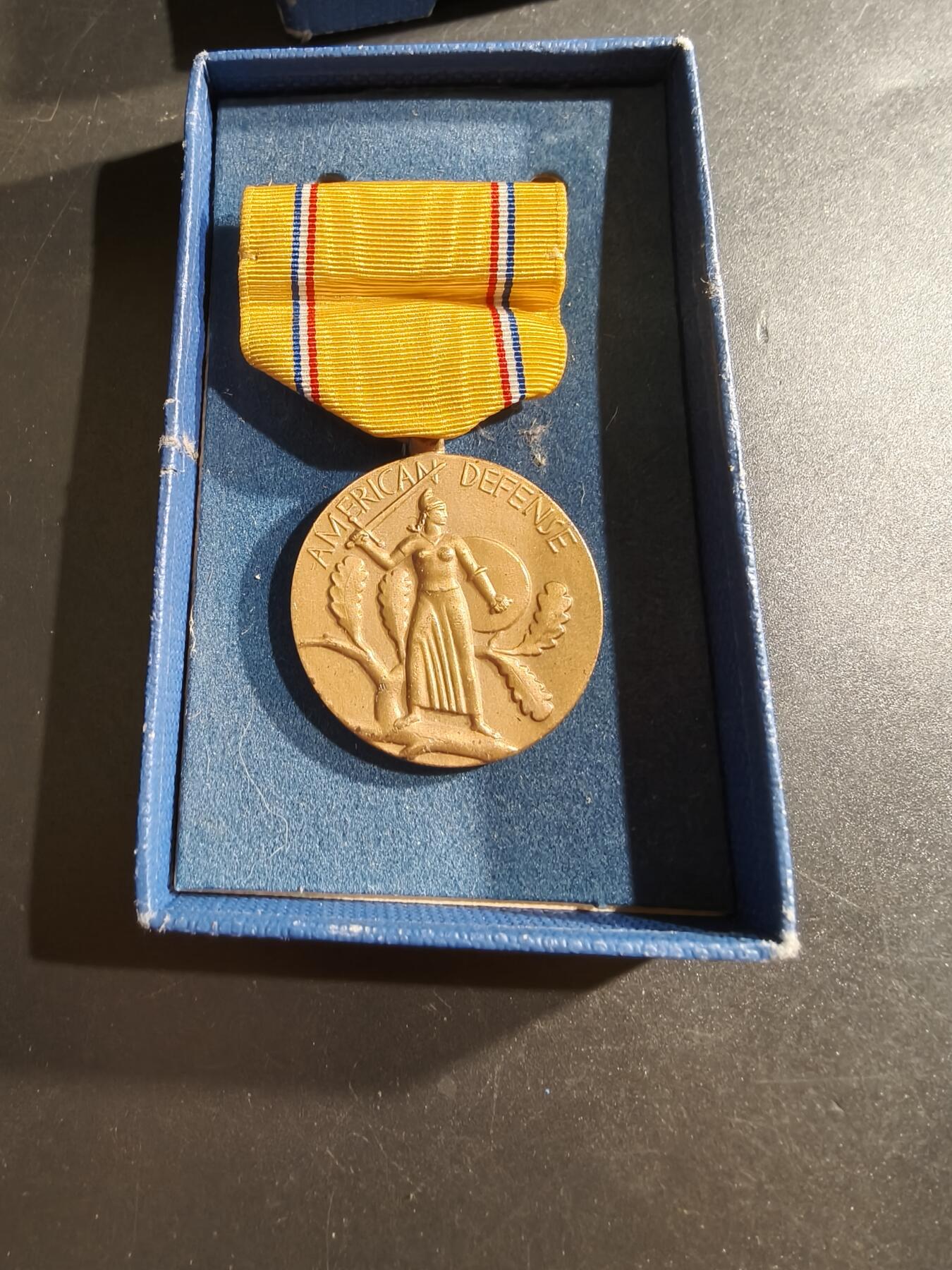 老王徽章第161期 美国二战本土防卫奖章     原盒