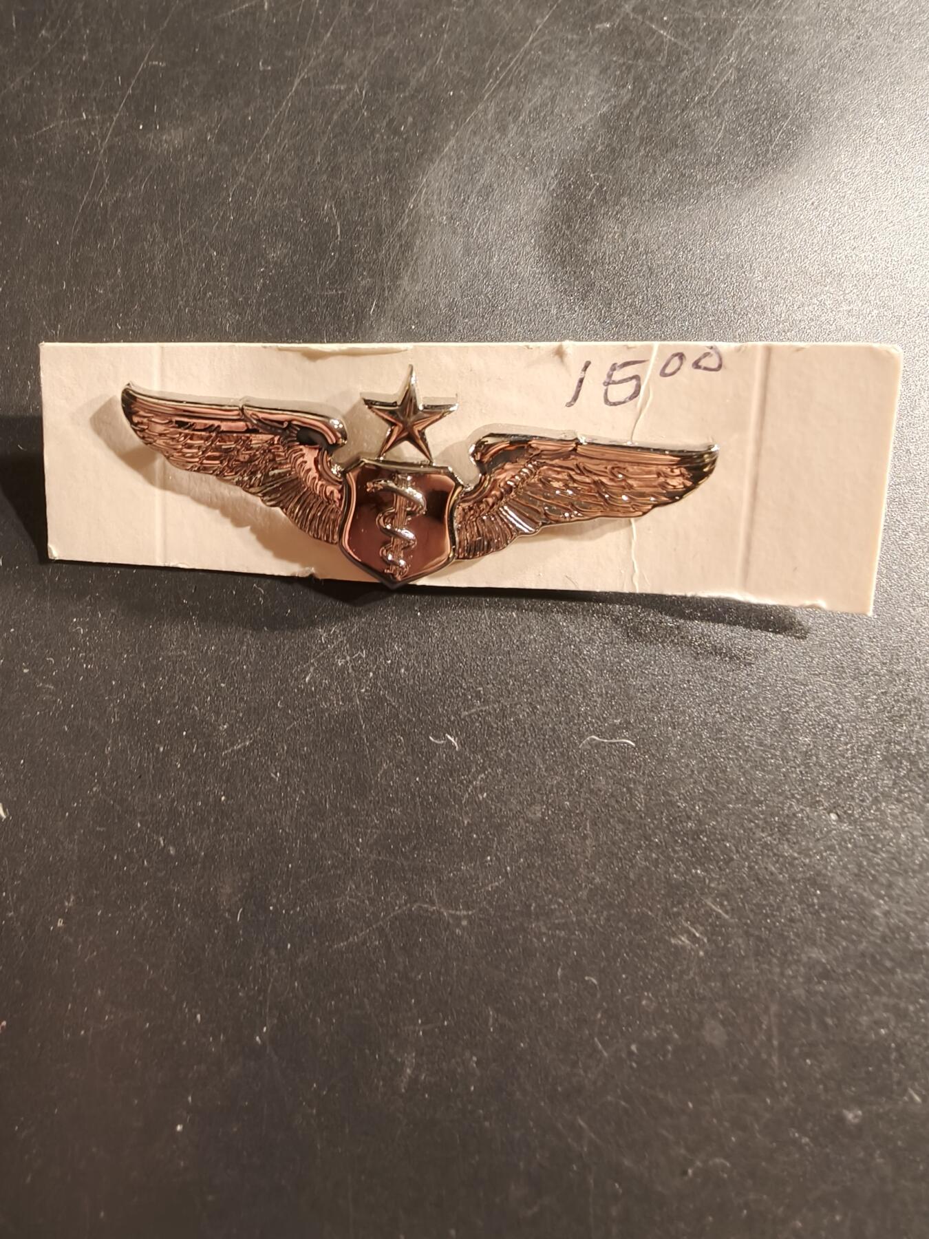 老王徽章第161期 美国空军军医中级技能章     2英寸