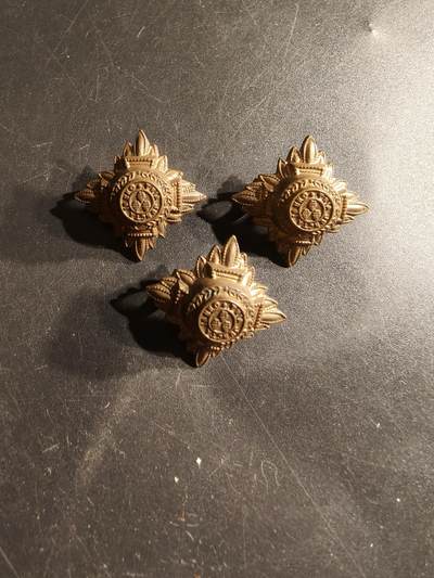 老王徽章第161期 - 英国二战巴斯星军衔配饰一组    3枚