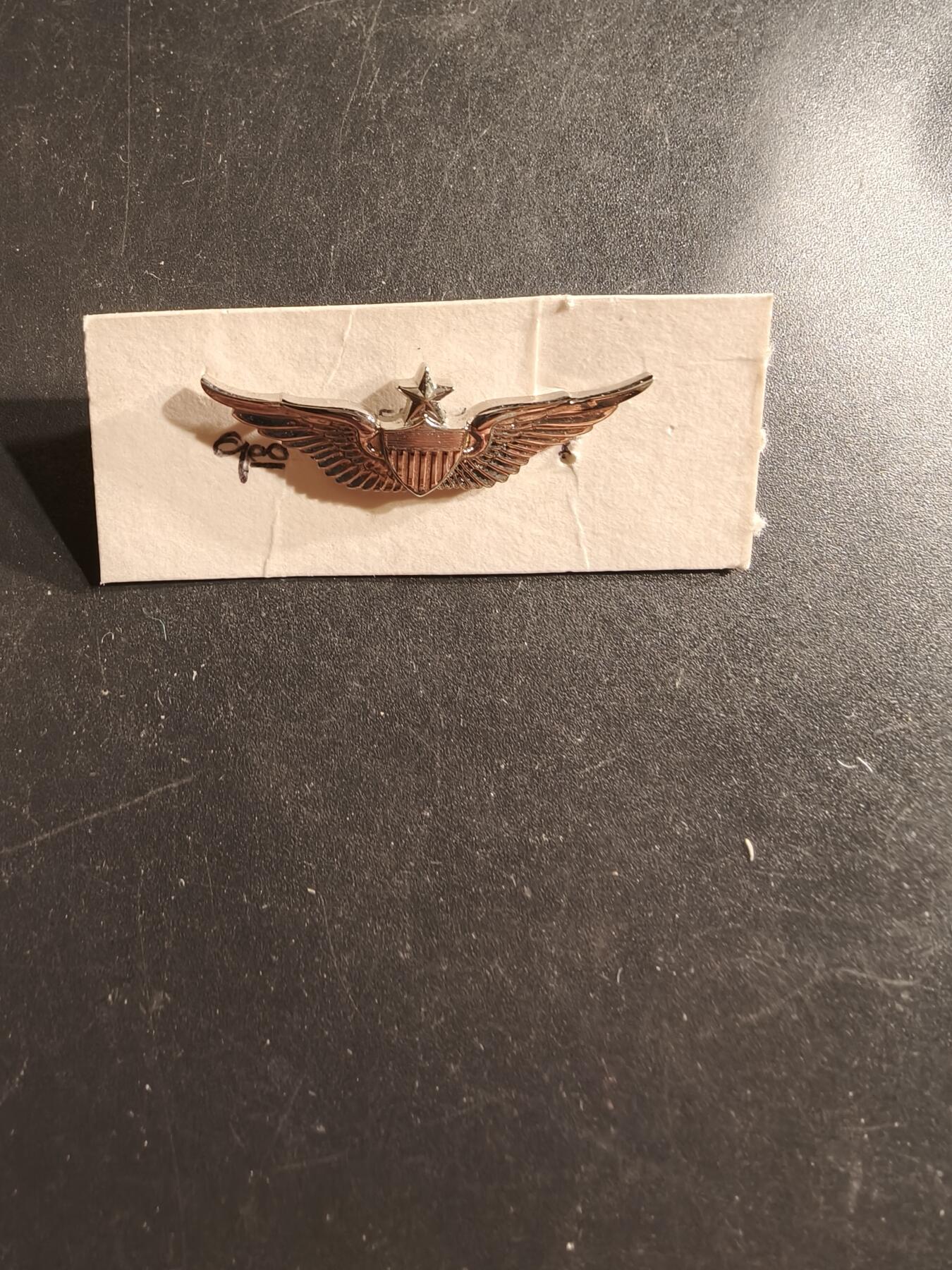 老王徽章第161期 美国空军飞行员中级技能章     1.5英寸