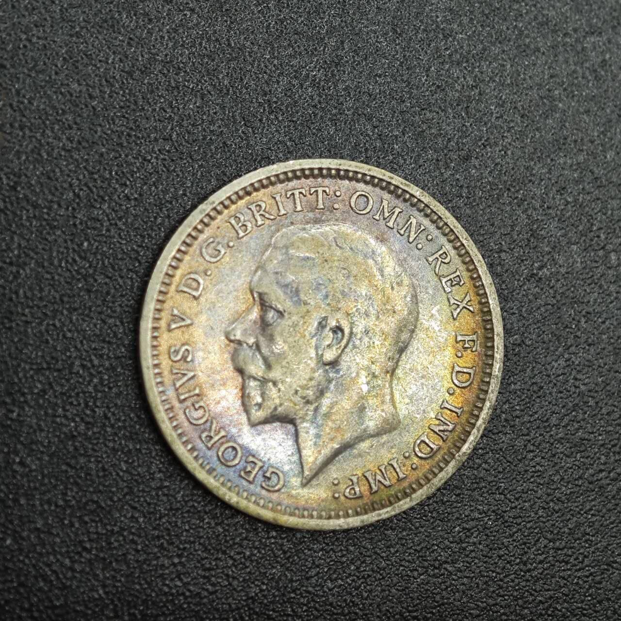 【淘币小摊】实时拍第七百八十八拍   散币小银币场   满百包邮可预留二周 每周一统一发货   英国1935年乔治五世3便士银币