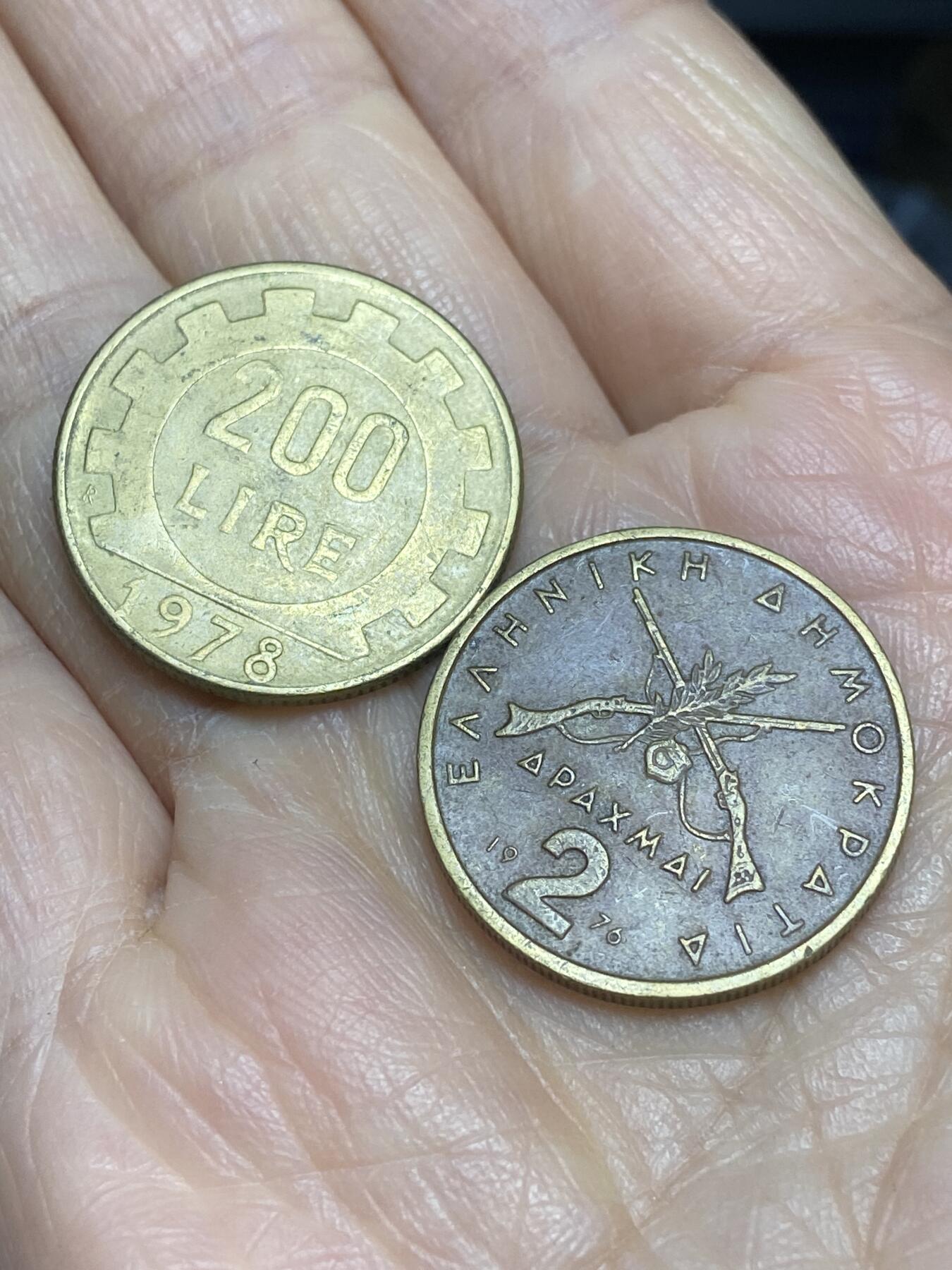 2025年第一百二十二场(总第一百四十八场）外国好品散币(免佣金)