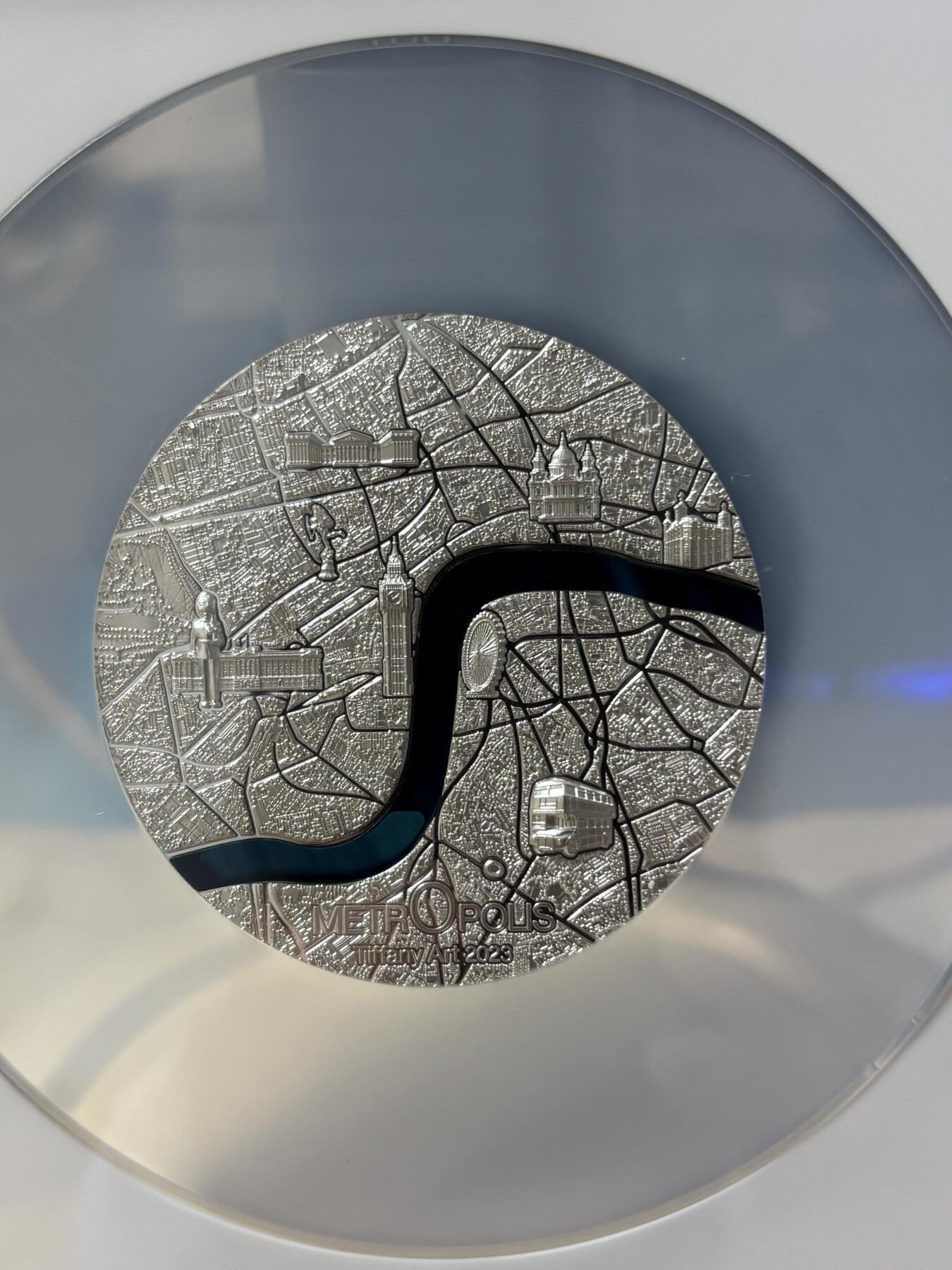 第181期拍卖 帕劳2023年城市蒂凡尼伦敦镶玻璃纪念银币NGC-PF70无原盒证书，999银，发行量999枚