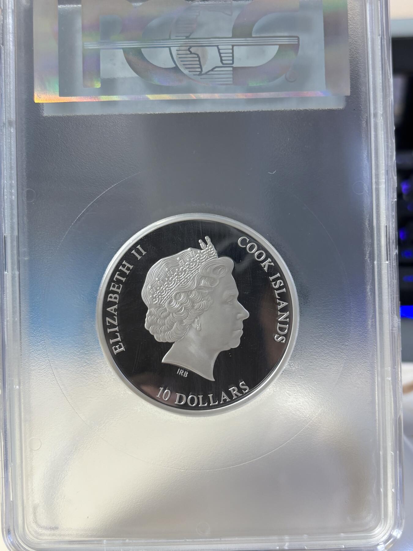 第181期拍卖 库克2016年人类里程碑镶微型迷宫纪念银币PCGS-PR69，999银，50克，发行量999枚，评级盒有裂痕