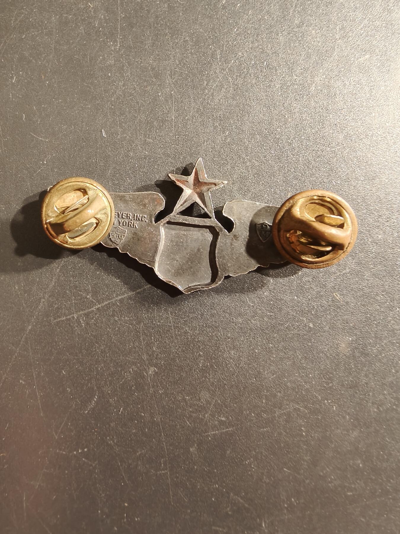 老王徽章第161期 美国空军空勤人员中级技能章     包银    2英寸