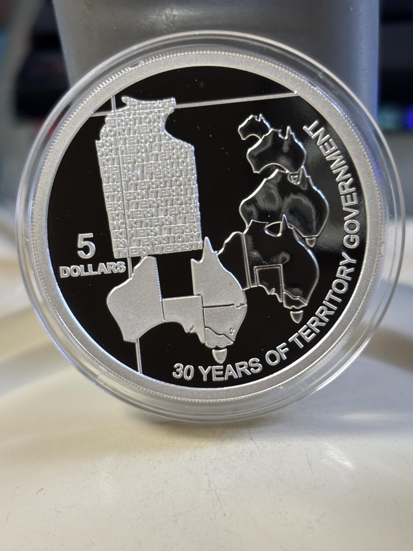 第181期拍卖 澳大利亚2008年北领地地图30周年36.31克纪念银币，999银，发行12500枚