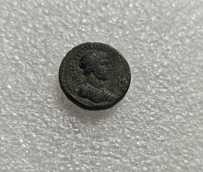 瓶子🏺第215期拍卖会 -  公元90-113年 贵霜王朝铜币 索特.美加斯