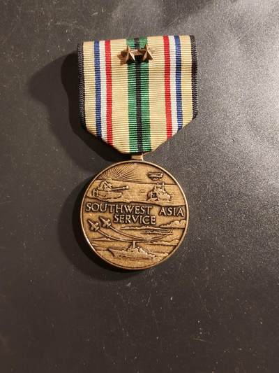 老王徽章第161期 - 美国海湾战争西南亚洲服役奖章     双铜星勋饰