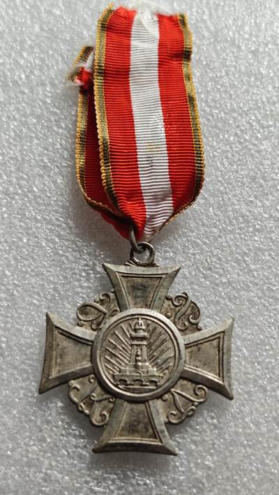瓶子🏺第215期拍卖会 -  德国一战 普鲁士基夫霍伊泽战争荣誉 十字奖章  镀银铜质 大尺寸50×45mm  数量比一战铁十字少