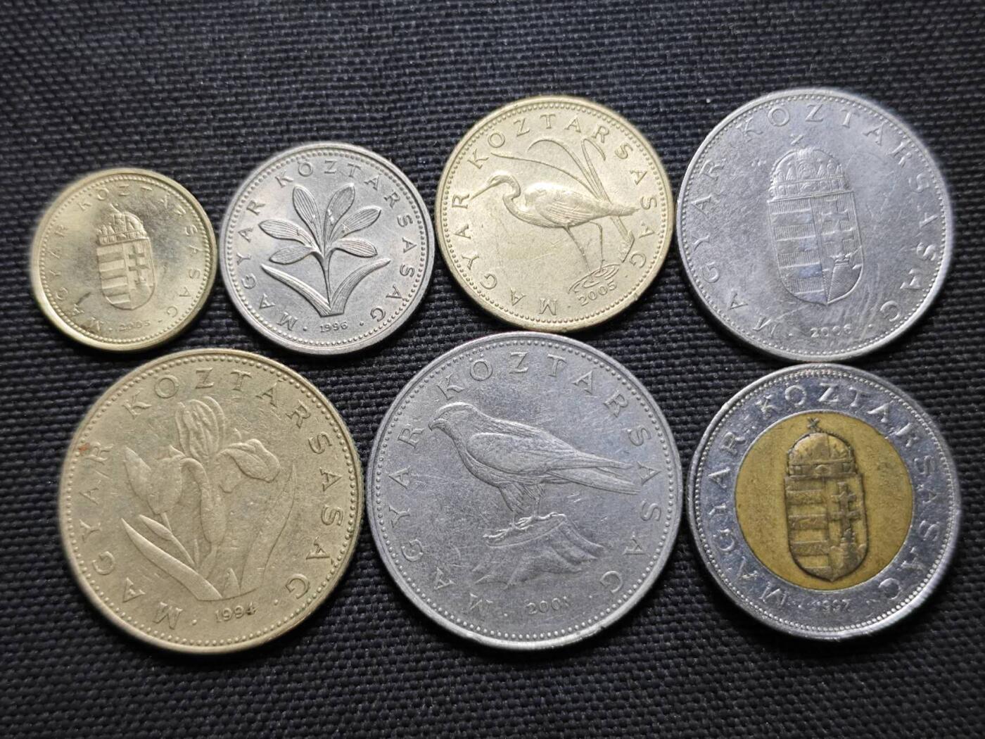 KK钱币收藏小铺  第364场  2月预留时间 周末发货  匈牙利大小面值一组