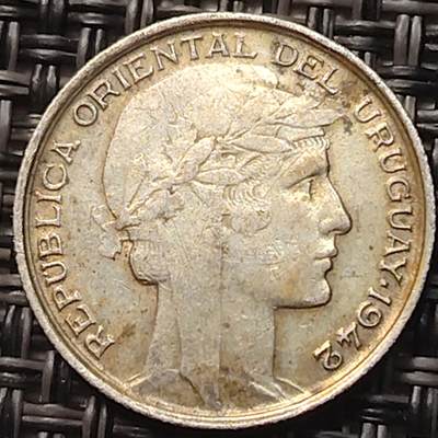 布加迪🐬～世界钱币(上海)🌾第 257 期 /  各国套币和散币 - 乌拉圭🇺🇾 1942年 20分 好品银币 较少见品种