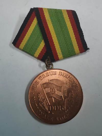 韵星假日拍卖第三十期 -- Rimey Holidays Auction 30 - 民主德国铜级国家人民军圆满服务奖章