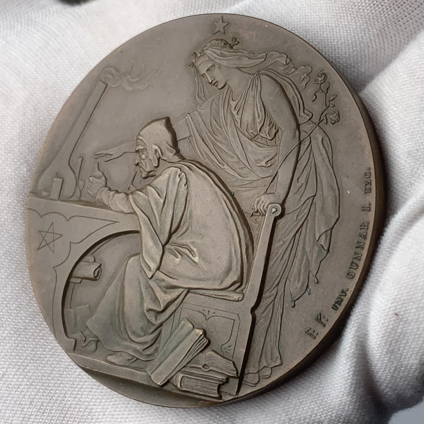 掌中浮雕-藏着的欧洲第041场 1896年丹麦化学家朱利叶斯·汤姆森70岁生日铜章，58mm， Saabye雕刻，原盒