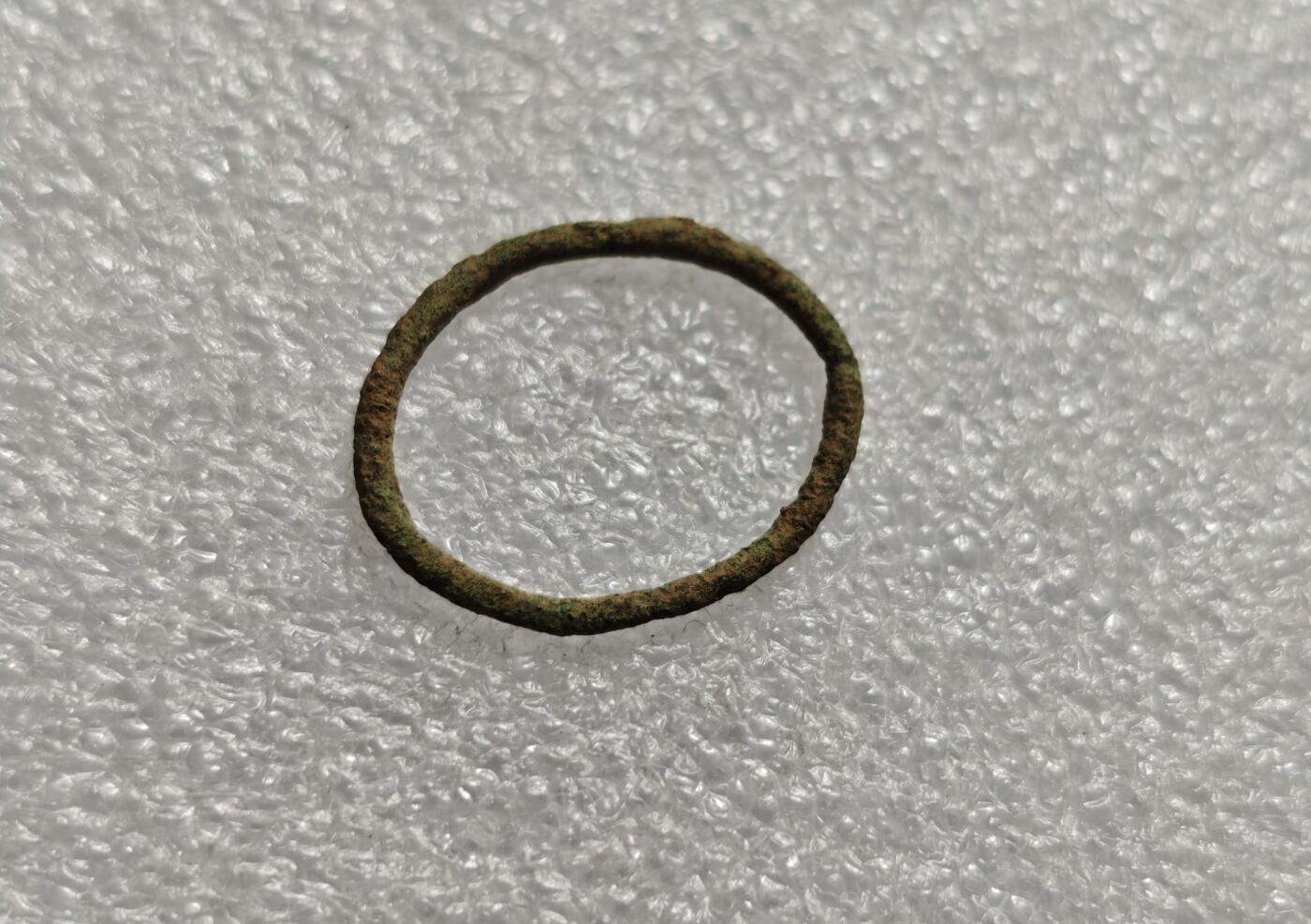 瓶子🏺第215期拍卖会  公元前5世纪凯尔特人蛮族铜环币