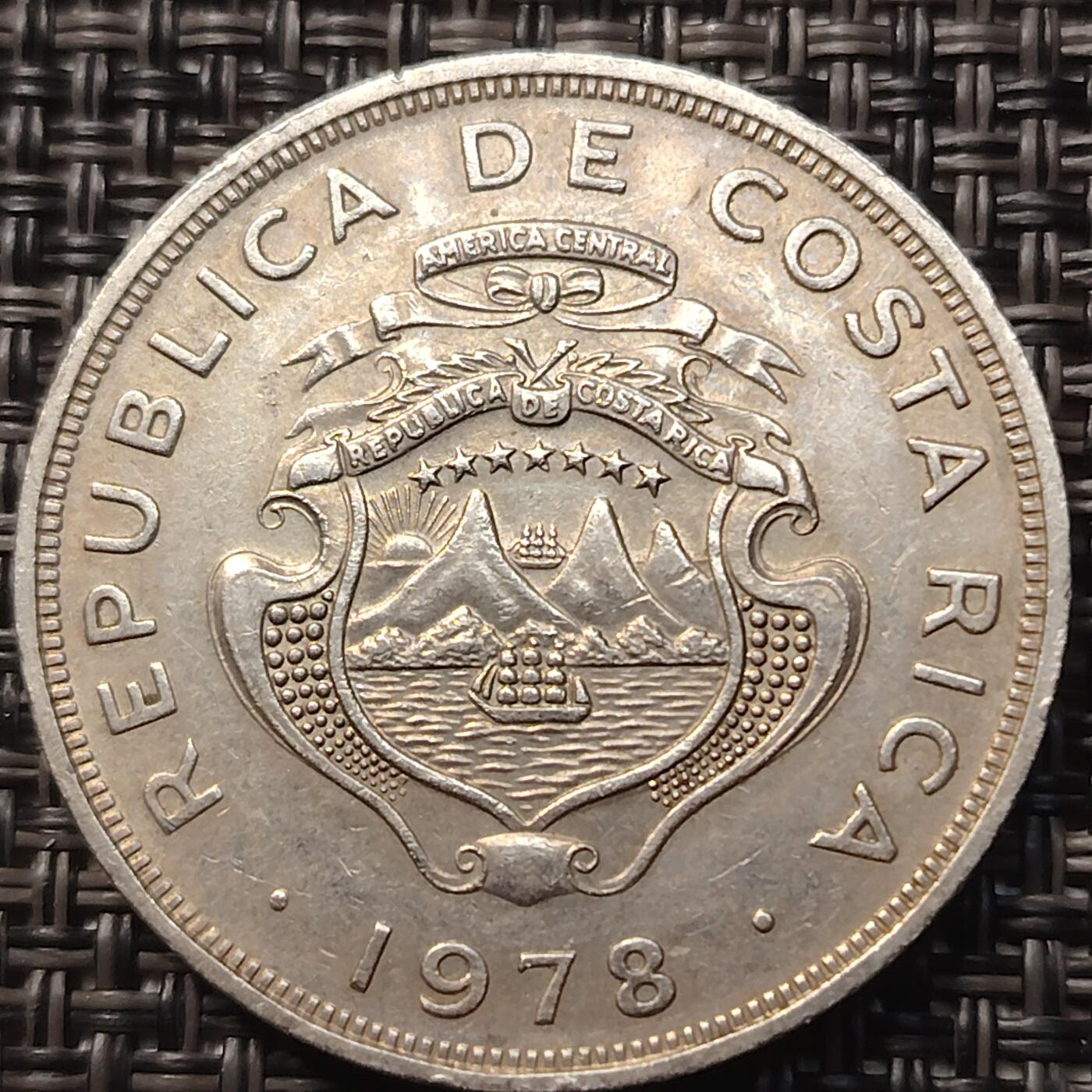 布加迪🐬～世界钱币(上海)🌾第 257 期 /  各国套币和散币