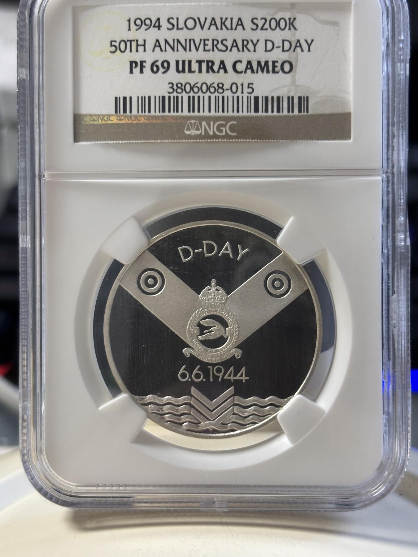 第181期拍卖 斯洛伐克1994年诺曼底登陆50周年精制银币NGC-PF69，750银，20克，发行2600枚