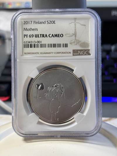 第181期拍卖 - 芬兰2017年妈妈的爱献给母亲的礼物银币NGC-PF69，925银，25.5克，发行量5000枚