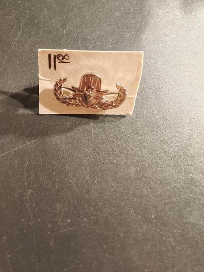 老王徽章第161期 - 美国武装部队爆炸物处理中级技能章    晚礼服尺寸