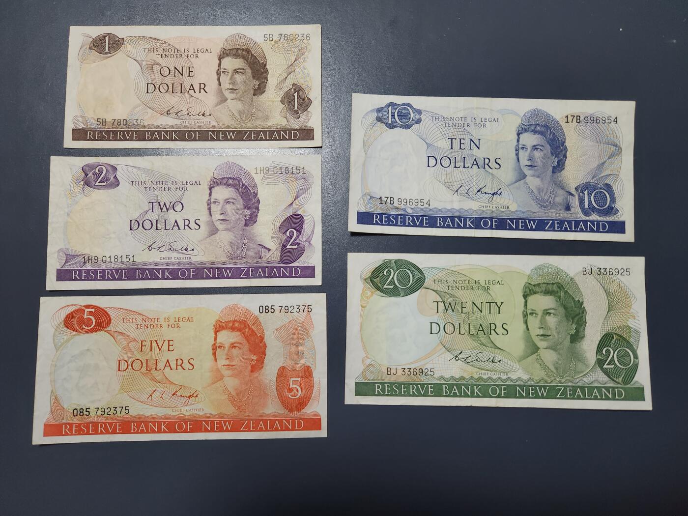 11月5号晚上8点 外国纸币自动截拍第51场