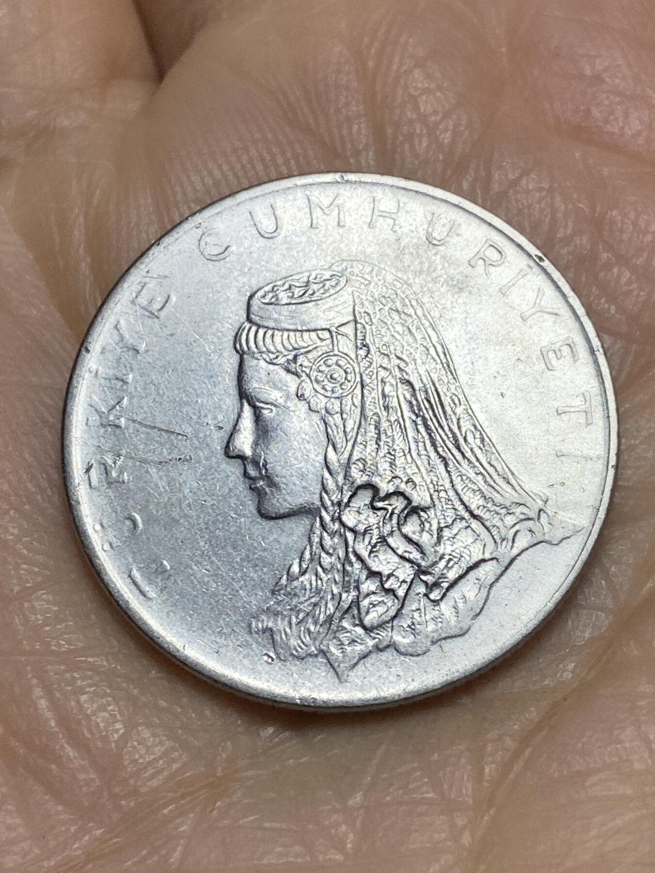 2025年第一百二十三场(总第一百四十九场）外国好品散币(免佣金)