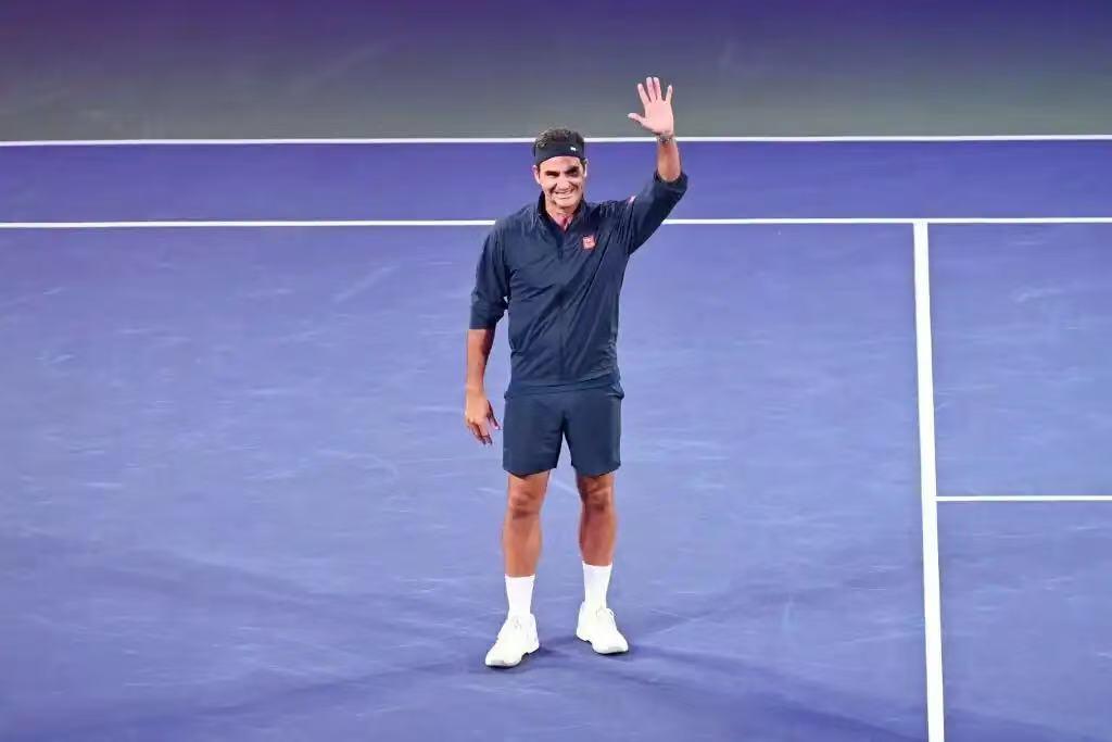 零元拍：网球天王罗杰-费德勒亲签2025上海劳力士网球大师赛“费德勒挚友挚友”合影VIP胸卡！