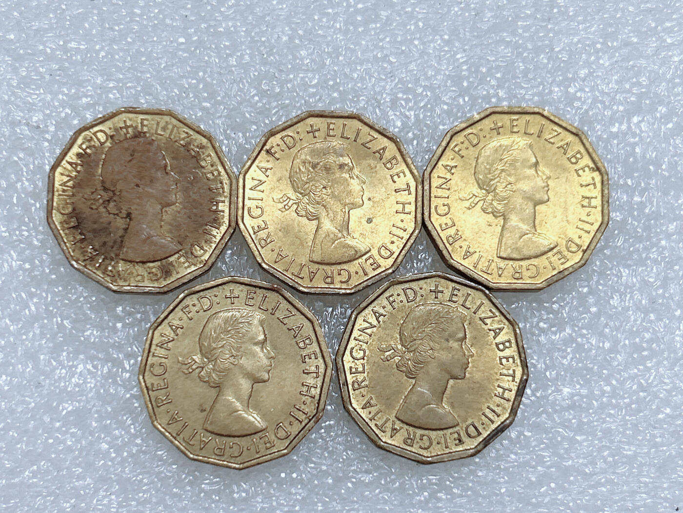 第一海外回流一元起拍收藏 散集专场  第261期 英国3便士黄铜币 5枚 带光品