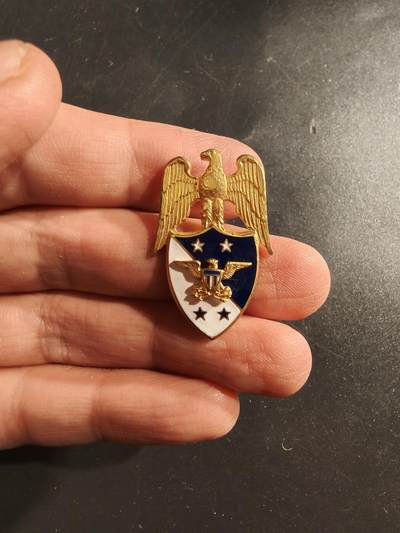 老王徽章第161期 - 美国陆军参谋长副官领章     带厂标    1.25英寸