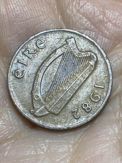 2025年第一百二十三场(总第一百四十九场）外国好品散币(免佣金) 爱尔兰🇮🇪1982年1便士(共和国时期第二套第一版)