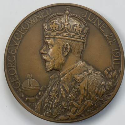 掌中浮雕-藏着的欧洲第040场 - 1911年英国乔治五世登基纪念铜章，51mm