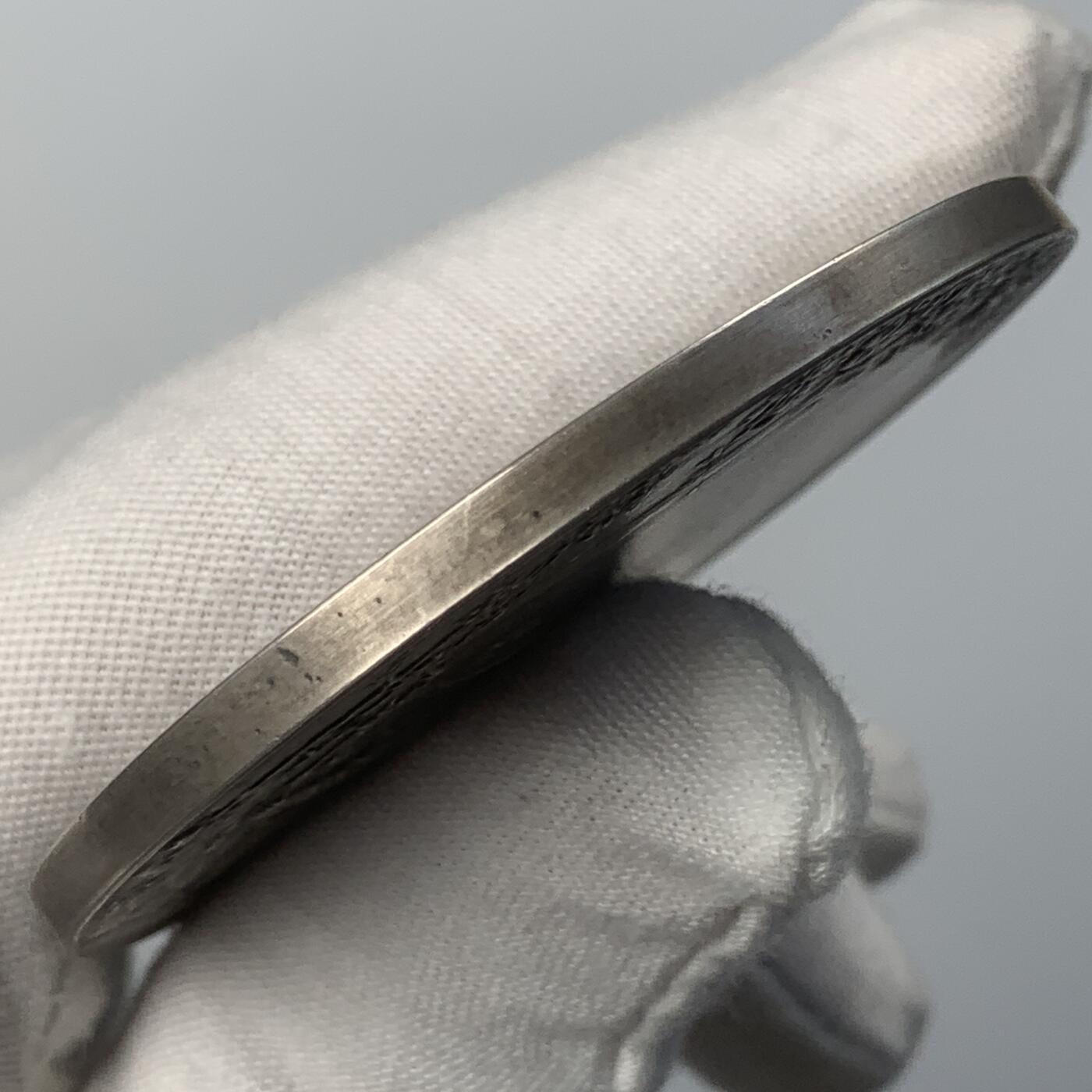 掌中浮雕-藏着的欧洲第041场 1899年德国宗教镀银铜章， Dürrich雕刻，60mm，85g，奇怪的是同款银章只有70克，我没有经手过，唯一解释就是银章比较薄