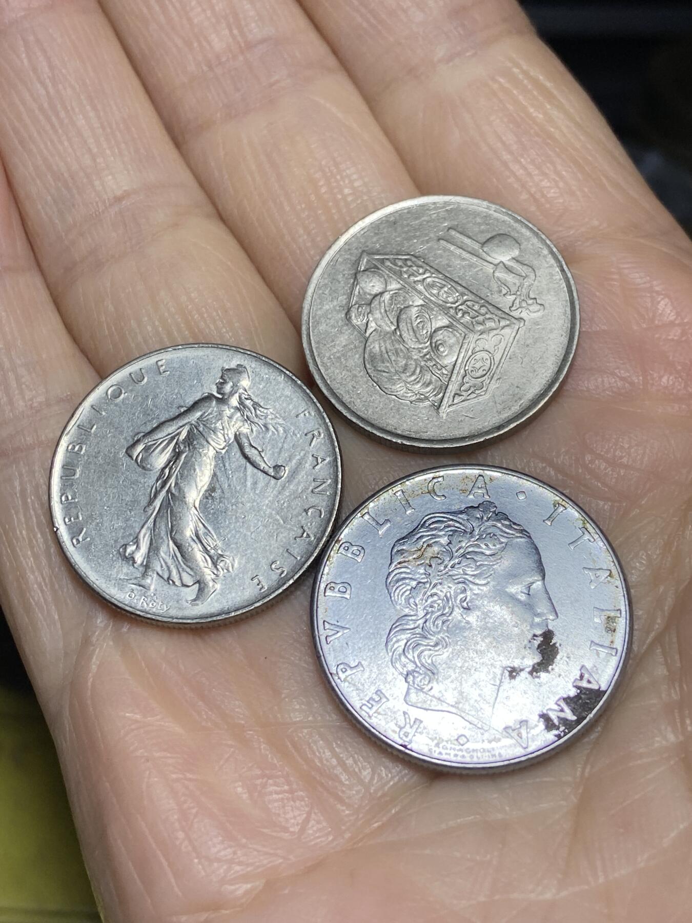 2025年第一百二十二场(总第一百四十八场）外国好品散币(免佣金)