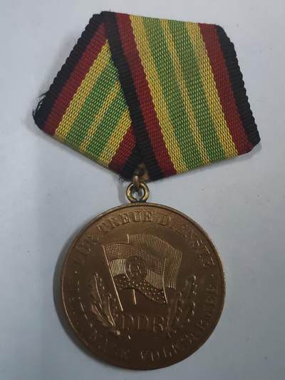 韵星假日拍卖第三十期 -- Rimey Holidays Auction 30 - 民主德国金级国家人民军圆满服务奖章