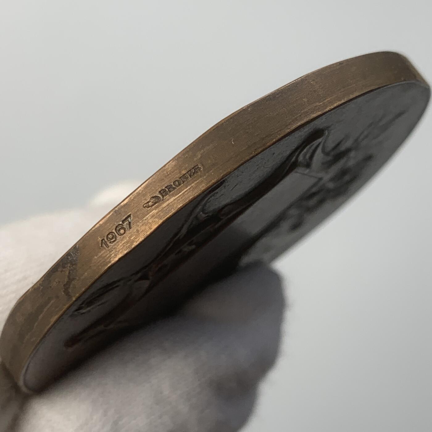 掌中浮雕-藏着的欧洲第040场 1967年新艺术大铜章，50.5mm