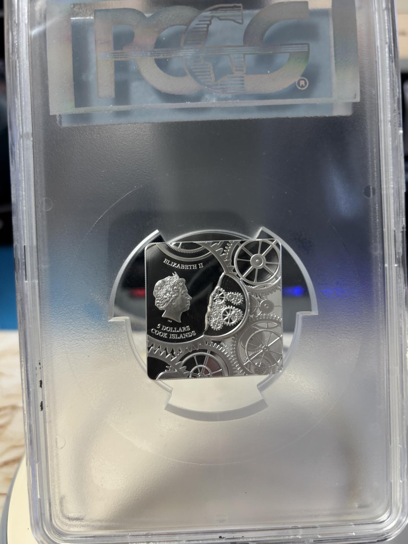 第181期拍卖 库克2017年时间胶囊时间舱曲面银币PCGS-PR70无原盒证书，999银，发行1500枚