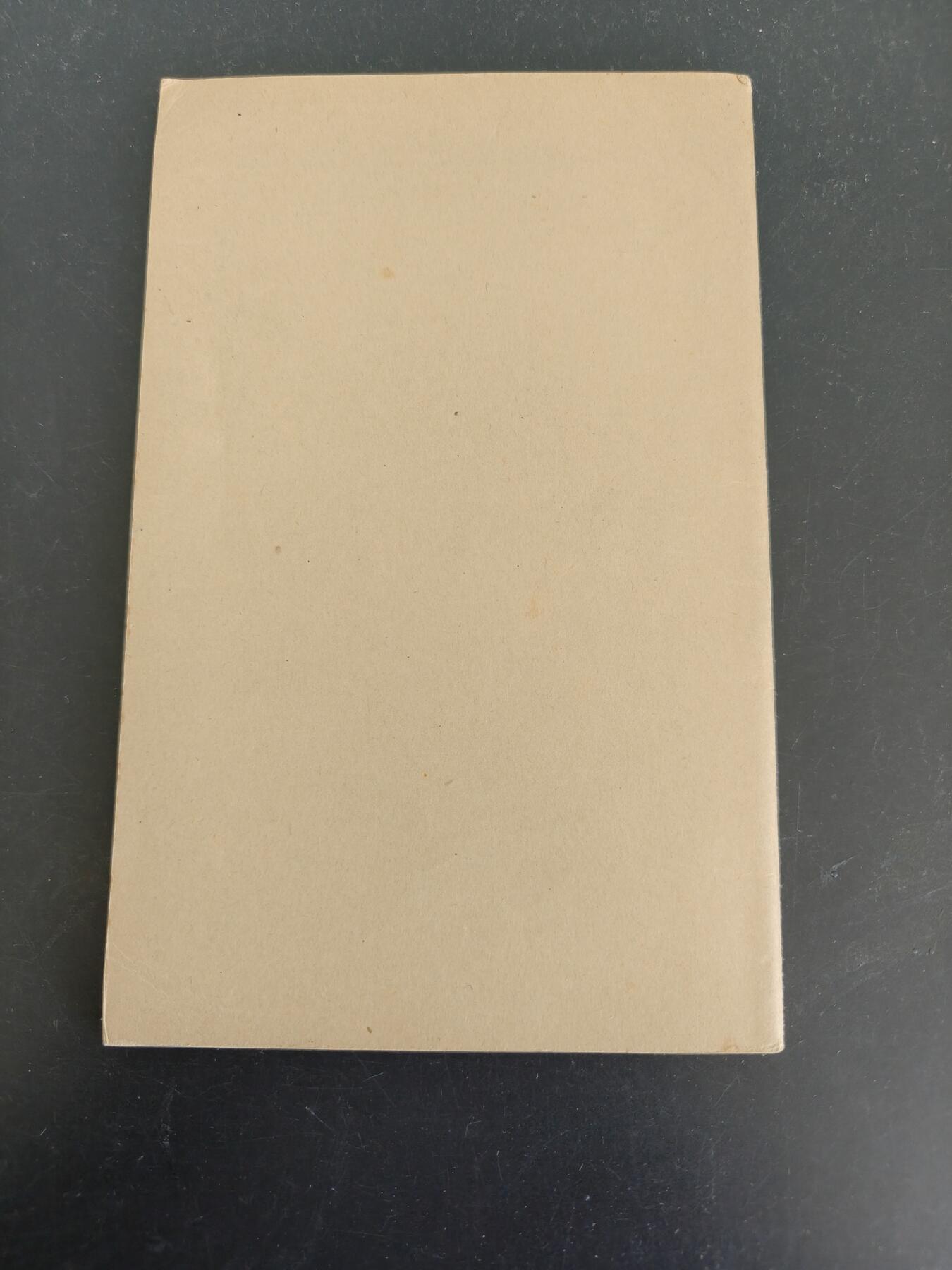 老王徽章第161期 美国战争部“北极手册”技术手册     1942年出版     供美国海陆军航空兵和地勤人员培训使用      74页     内容丰富     限制级别 