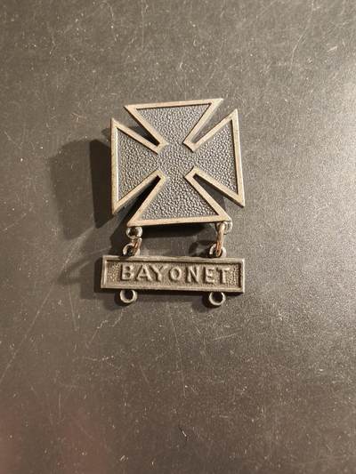 老王徽章第161期 - 美国陆军神射手资格章    二战时期    925银    刺刀勋条    10g