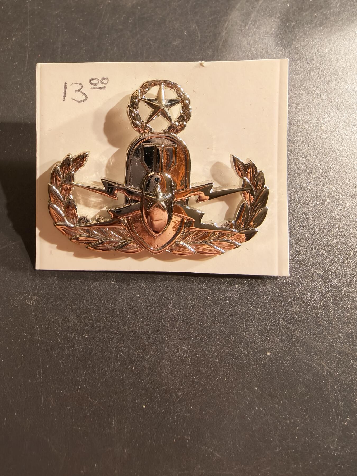 老王徽章第161期 美国武装部队爆炸物处理高级技能章