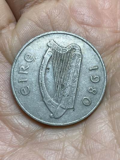 2025年第一百二十三场(总第一百四十九场）外国好品散币(免佣金) 爱尔兰🇮🇪1980年10便士(”共和国时期第二套第一版)