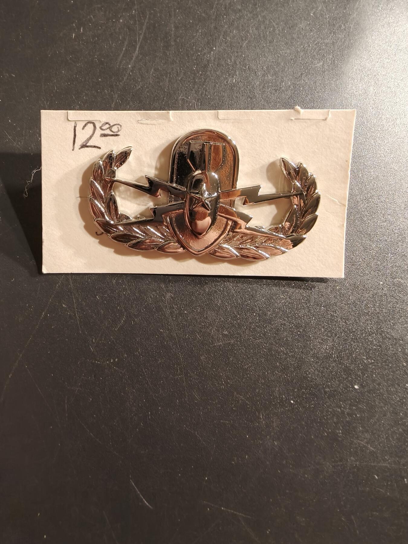 老王徽章第161期 美国武装部队爆炸物处理中级技能章