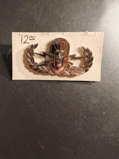 老王徽章第161期 - 美国武装部队爆炸物处理中级技能章